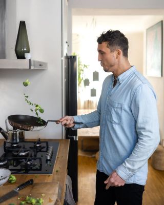 🍂 Psychika a jídlo: Proč na podzim víc dbát na hořčík, omega-3 a proteiny Podzim je období kratších dnů, méně světla a víc...